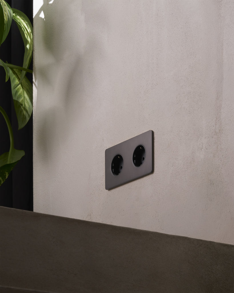 Grove Double 2x Schuko Type F Socket - Bronze | Black
